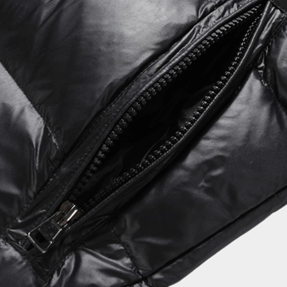 Briss | Herren-Daunenjacke mit abnehmbarer Kapuze – Glänzende Steppjacke